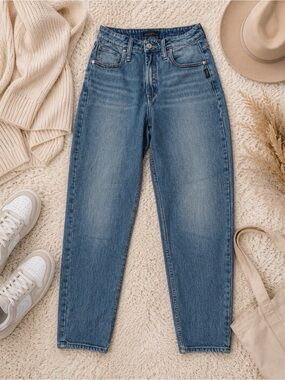 High Rise Mom Jeans